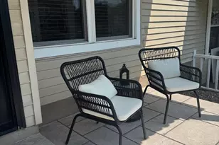 36 Fieldstone Dr, Southampton, PA 18966 - Photo 2