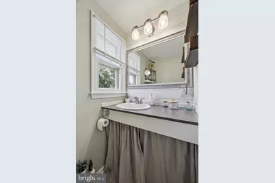 413 N Pine Street, Langhorne, PA 19047 - Photo 10