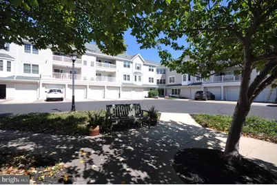42 W College Avenue #324, Yardley, PA 19067 - Photo 2