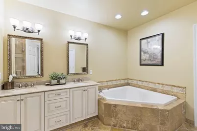 95 Rittenhouse Circle, Newtown, PA 18940 - Photo 24