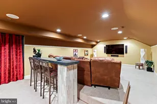 95 Rittenhouse Cir, Newtown, PA 18940 - Photo 34