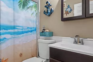 24 Chestnut Ln, Levittown, PA 19055 - Photo 10