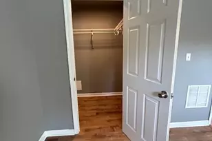 5517 Schumacher Dr, Bristol, PA 19007 - Photo 16