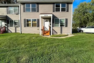 5517 Schumacher Dr, Bristol, PA 19007 - Photo 2