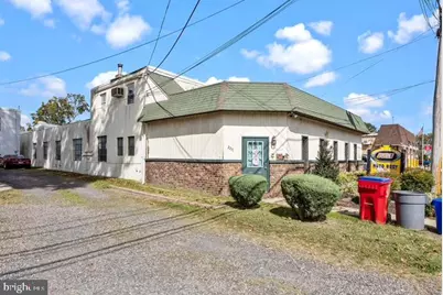 2271 E Farragut Avenue, Bristol, PA 19007 - Photo 30