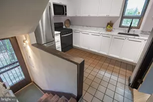 195 Lafayette St, Doylestown, PA 18901 - Photo 4