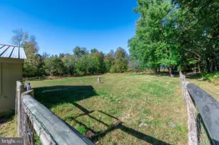 1765 Old Plains Rd, Pennsburg, PA 18073 - Photo 32