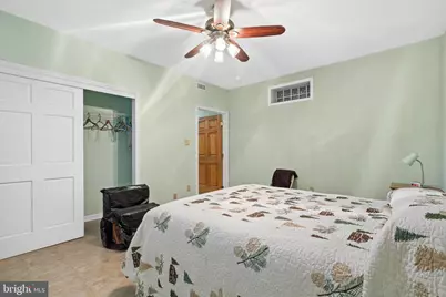 164 Trenton Road, Langhorne, PA 19047 - Photo 32