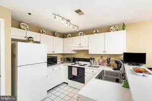 42 W College Ave, Yardley, PA 19067 - Photo 16