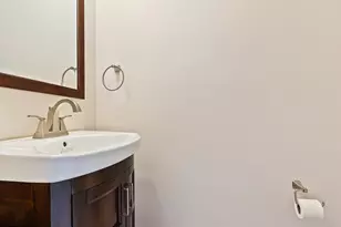 10 Blue Ridge Dr, Levittown, PA 19057 - Photo 18