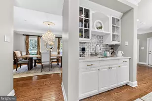 5765 Valley Stream Dr, Doylestown, PA 18902 - Photo 10