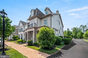 1839 Windflower Ln, Yardley, PA 19067 - Photo 4