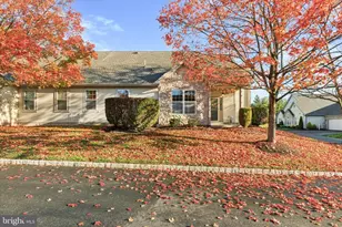 64 Legacy Oaks Dr, Richboro, PA 18954 - Photo 4