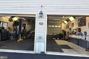 1700 Colonial Dr, Feasterville-Trevose, PA 19053 - Photo 10