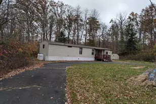 68 Rock Hill Rd, Quakertown, PA 18951 - Photo 2