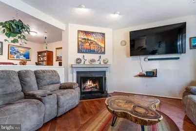 35 Essex Place, Newtown, PA 18940 - Photo 4