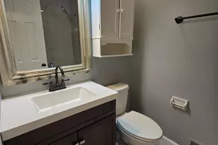 36 Gatehouse Ln, Doylestown, PA 18901 - Photo 8