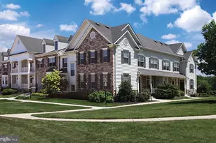 108 Crestwood Ct, Sellersville, PA 18960 - Photo 2