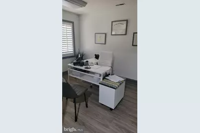 320 Middletown Boulevard #303, Langhorne, PA 19047 - Photo 6