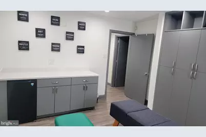 320 Middletown Boulevard #303, Langhorne, PA 19047 - Photo 4