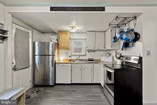 52 Green St, Morrisville, PA 19067 - Photo 12