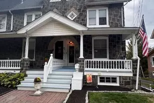 44 E Walnut St, Sellersville, PA 18960 - Photo 2
