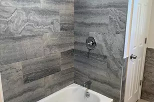 21 Lynns Ct, Morrisville, PA 19067 - Photo 16