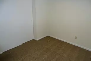 109 Hopkins Ct, Holland, PA 18966 - Photo 18