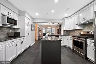 54 Kanon Ct, Newtown, PA 18940 - Photo 8