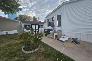 2304 Brownsville Rd, Feasterville-Trevose, PA 19053 - Photo 2