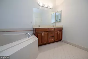 625 N Settlers Cir, Warrington, PA 18976 - Photo 68