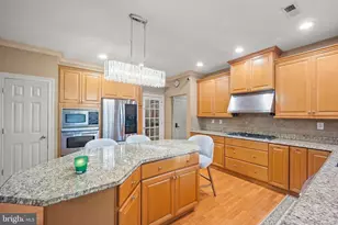 1140 William Penn Dr, Bensalem, PA 19020 - Photo 10