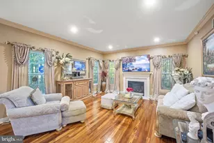 1140 William Penn Dr, Bensalem, PA 19020 - Photo 8