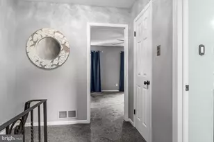 435 N Mt Vernon Cir, Bensalem, PA 19020 - Photo 10