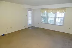 1001 Society Pl, Newtown, PA 18940 - Photo 2