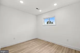 58 Queen Lily Rd, Levittown, PA 19057 - Photo 18