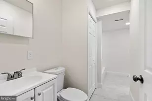 58 Queen Lily Rd, Levittown, PA 19057 - Photo 22