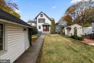 182 W Court St, Doylestown, PA 18901 - Photo 18