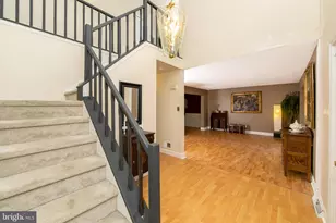 180 Independence Dr, Holland, PA 18966 - Photo 6