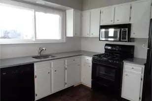 101 Greenridge Cir, Newtown, PA 18940 - Photo 2