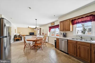 956 Duxbury Drive, Langhorne, PA 19047 - Photo 8