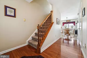 956 Duxbury Dr, Langhorne, PA 19047 - Photo 2