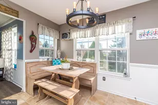 4190 Milords Ln, Doylestown, PA 18902 - Photo 14