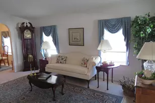 404 Thrush Ct E, New Hope, PA 18938 - Photo 4