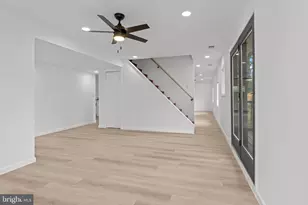 35 Thimbleberry Ln, Levittown, PA 19054 - Photo 14