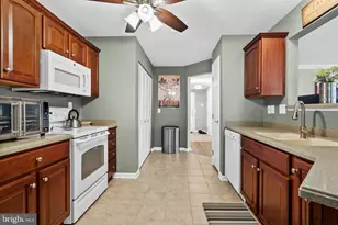 1502 Moore St, Bristol, PA 19007 - Photo 14