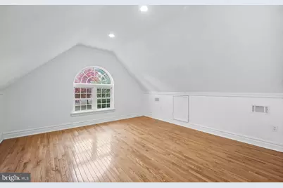 301 Snowball Drive, Levittown, PA 19056 - Photo 26