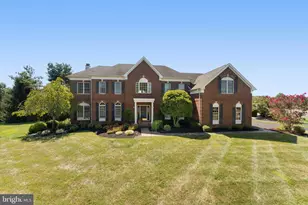 112 Edwards Dr, Churchville, PA 18966 - Photo 2