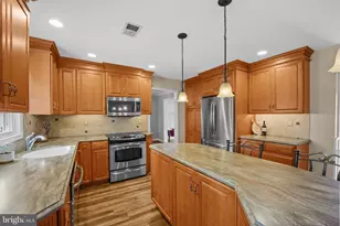 419 Cedar Ave, Feasterville-Trevose, PA 19053 - Photo 2