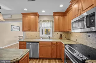 419 Cedar Ave, Feasterville-Trevose, PA 19053 - Photo 4